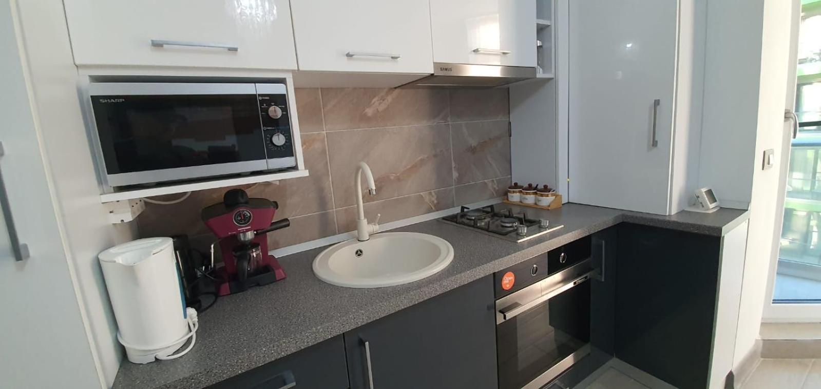 Alezzi Luxury Apartment Spa Resort Piscina Incalzita Sauna Parking Нэводари Экстерьер фото